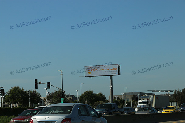 oakland california airport digital billboard